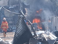 Gudang Karet di Lubuklinggau Terbakar, Diduga Akibat Genset Meledak