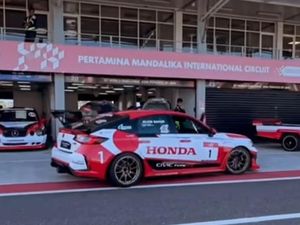 Alvin Bahar Dobel Gelar di Mandalika Festival of Speed Alvin Bahar Dobel Gelar di Mandalika Festival of Speed