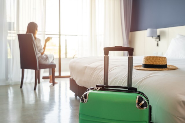 Mau Staycation Aman? Jangan Terkecoh Ulasan AI