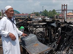 Cerita Korban Kebakaran 1 Ulu Palembang, Uang Raib hingga Tempat Ngaji Hangus
