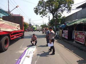 Jerni Sihombing Tewas Terlindas Truk Tronton di Bandung Jerni Sihombing Tewas Terlindas Truk Tronton di Bandung