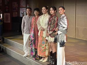 Maudy Ayunda-Andien Bintangi Film Pendek Peringati Hari Kebaya Nasional Maudy Ayunda-Andien Bintangi Film Pendek Peringati Hari Kebaya Nasional