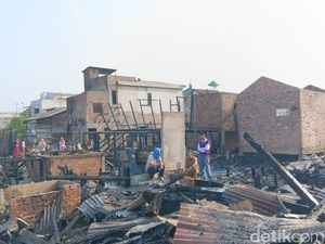 14 Rumah Padat Penduduk di Palembang Ludes Terbakar, 7 Terdampak