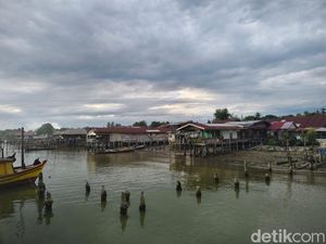 Gubsu Bobby Buka Peluang Siapkan Kapal Penyeberangan di Pulau Kampai Gubsu Bobby Buka Peluang Siapkan Kapal Penyeberangan di Pulau Kampai