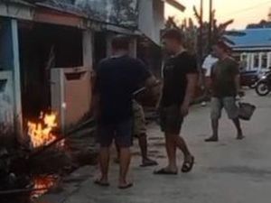 Pipa Gas Alam di Palembang Bocor-Terbakar, Diduga karena Puntung Rokok Pipa Gas Alam di Palembang Bocor-Terbakar, Diduga karena Puntung Rokok
