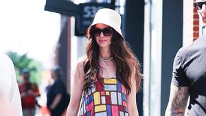5 Gaya Anne Hathaway kembali Jadi Andy Sachs di The Devil Wears Prada 2