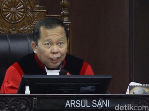 Respons MKMK hingga Anggota DPR soal Dugaan Ijazah Palsu Hakim MK Arsul Sani