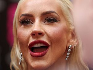 Lebih Dekat sama Christina Aguilera yang Penuh Ekspresi Lebih Dekat sama Christina Aguilera yang Penuh Ekspresi