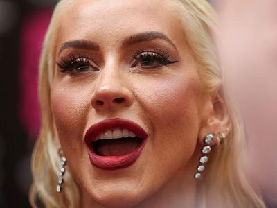 Lebih Dekat sama Christina Aguilera yang Penuh Ekspresi