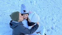 7 Foto Jessica Mila Liburan Sambil Momong Anak, Nimati Salju di New Zealand