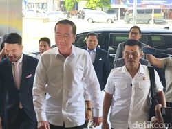 Jokowi Hadiri Pemeriksaan di Polresta Solo soal Tuduhan Ijazah Palsu