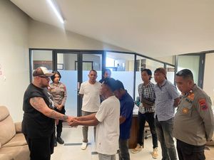 2 Turis Asing Ditipu Sopir Travel di Labuan Bajo, Pelaku Wisata Minta Maaf 2 Turis Asing Ditipu Sopir Travel di Labuan Bajo, Pelaku Wisata Minta Maaf