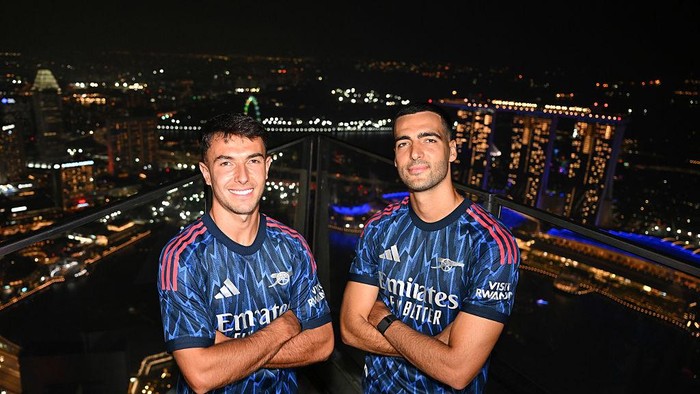 SINGAPORE, SINGAPORE - JULY 21: (L-R) Martin Zubimendi and Mikel Merino of Arsenal during the 2025/26 Away kit launch at the Nova Bar on July 21, 2025 in Singapore. (Photo by Stuart MacFarlane/Arsenal FC via Getty Images)