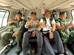 Kapolda Riau, Menhut dan Pangdam Bukit Barisan Cek Karhutla di Rohil