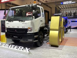 Mitsubishi Fuso Masih Jadi Rajanya Kendaraan Niaga