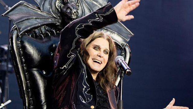 Penampilan Ozzy Osbourne di konser terakhir Black Sabbath.
