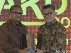 Bupati Batang Dapat Penghargaan detikJateng-Jogja Awards: Genjot Industrialisasi