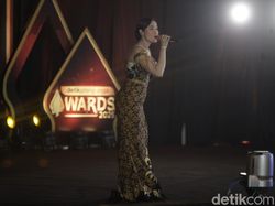 Yeni Inka Meriahkan detikJateng-Jogja Awards, Nyanyi Rungkad-Anoman Obong