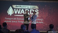 Sabet Penghargaan detikJateng-Jogja Awards 2025, Ini Komitmen Udinus