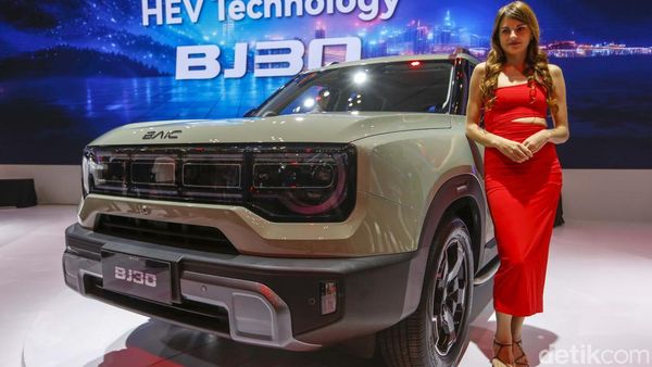 Potret BAIC BJ30 Hybrid, SUV Kekar tapi Irit BBM