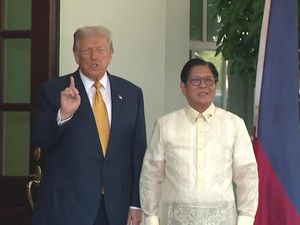 Filipina Dapat Tarif 19% dari Trump Filipina Dapat Tarif 19% dari Trump