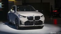 BMW Pamer Mobil Ber-DNA Indonesia di GIIAS 2025