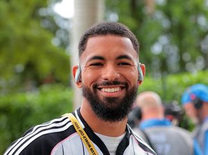 Mau Tinggalkan Juventus, Douglas Luiz Bolos Latihan!