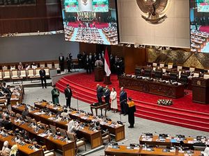 DPR Lantik Anggota PAW Wibowo Prasetyo Pengganti Sudjadi yang Meninggal