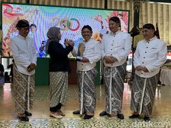 Pemkab Wonosobo Raih detikJateng-Jogja Awards Berkat Tekad Lindungi PMI Pemkab Wonosobo Raih detikJateng-Jogja Awards Berkat Tekad Lindungi PMI