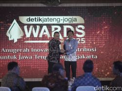 Dorong Inovasi Pertanian, Ketua DPRD Jateng Raih detikJateng-Jogja Awards 2025