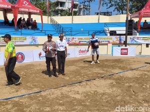 Polresta Sidoarjo Gelar Turnamen Voli Pantai U-17 Nasional Polresta Sidoarjo Gelar Turnamen Voli Pantai U-17 Nasional