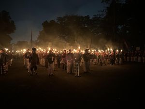 Melihat Tapa Bisu, Ritual Hening Sambut Hari Jadi Wonosobo Melihat Tapa Bisu, Ritual Hening Sambut Hari Jadi Wonosobo