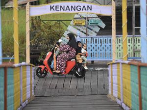 Sepeda Listrik Jadi Andalan Warga Daerah Terpencil