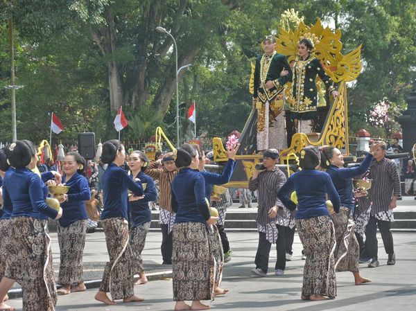 Wonosobo Rayakan 200 Tahun Lewat Tari Rampak dan Tradisi Pisowanan Agung