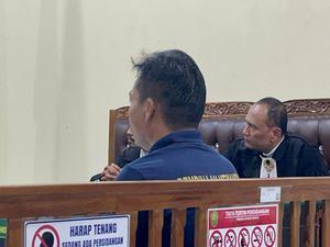 Yuyun Eks Polisi Pembunuh Ragil di Polsek Kumpeh Ilir Divonis 15 Tahun Yuyun Eks Polisi Pembunuh Ragil di Polsek Kumpeh Ilir Divonis 15 Tahun