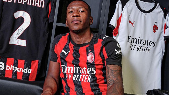 MILAN, ITALY - JULY 23: Pervis Estupinan photo portrait session after signs his contract at Casa Milan on July 23, 2025 in Milan, Italy. (Photo by Alessandro Levati/AC Milan via Getty Images)