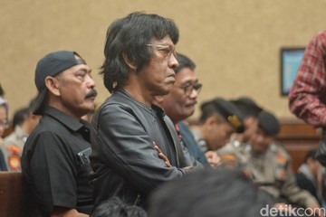 Deretan Tokoh PDIP Kompak Hadiri Sidang Vonis Hasto