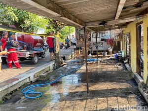 Kondisi Rumah Ludes Terbakar Tewaskan 1 Keluarga di Semarang