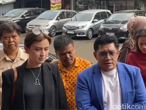 Kimberly Ryder dan Edward Akbar Berunding Bagi Aset Usai Cerai Kimberly Ryder dan Edward Akbar Berunding Bagi Aset Usai Cerai