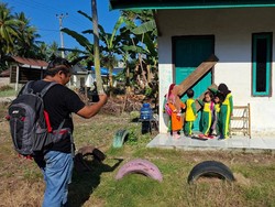 Miris 18 Siswa PAUD di Mamuju Tengah Telantar gegara Sekolah Disegel Kades