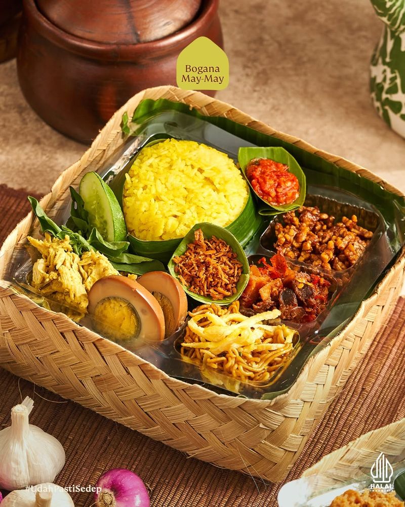 Kuliner di Pasar Puri Indah Kuliner di Pasar Puri Indah