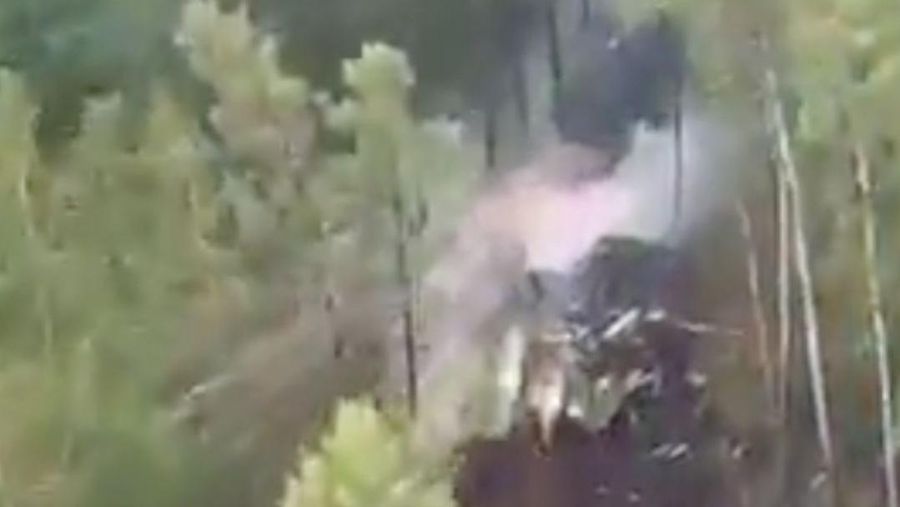 Video: Melihat Lokasi Jatuhnya Pesawat Angara Airlines di Rusia