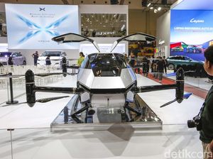 Mobil Terbang Xpeng Pukau Pengunjung GIIAS 2025 Mobil Terbang Xpeng Pukau Pengunjung GIIAS 2025