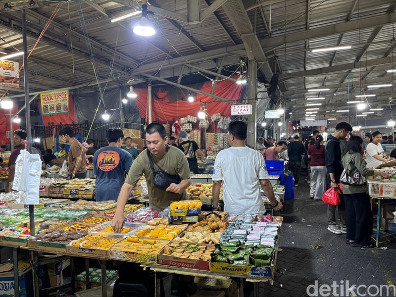 Pasar Kue Subuh