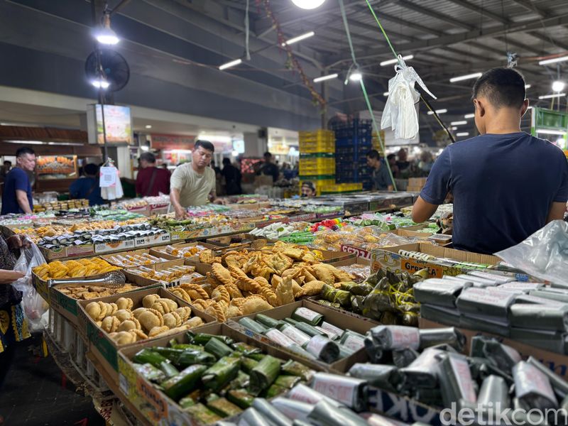 Pasar Kue Subuh