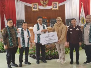 Kementrans Bantu Kawasan Transmigrasi Geragai di Tanjabtim Rp 2,1 Miliar Kementrans Bantu Kawasan Transmigrasi Geragai di Tanjabtim Rp 2,1 Miliar