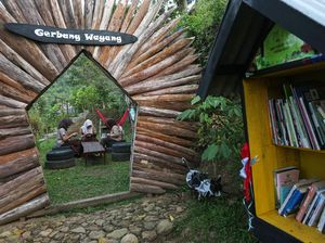 Perpustakaan Alam Jagaraksa, Menyemai Cinta Buku di Kaki Gunung Karang Perpustakaan Alam Jagaraksa, Menyemai Cinta Buku di Kaki Gunung Karang