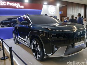 Lihat Lebih Dekat Mobil Listrik Lokal i2C Karya Anak Bangsa