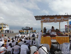 Wabup Ipat Singgung Wacana Jembatan Jawa-Bali Pascainsiden Kapal Tenggelam