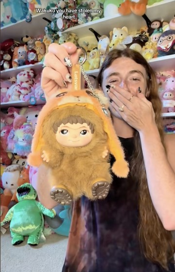 Terobsesi Labubu, Wanita Koleksi 150 Boneka dengan Total Nilai Rp 80 Juta